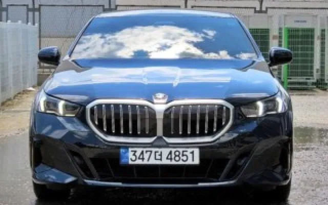 5시리즈 (G60) 530i xDrive